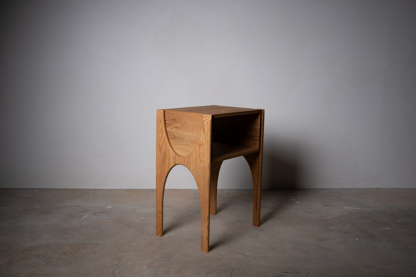 White Oak Side Table – Handmade Mid-Century Modern Side Table