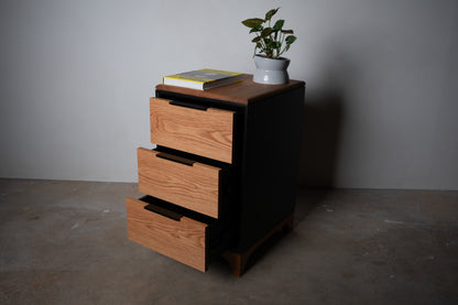 White Oak Nightstand – Handmade Mid-Century Modern Nightstand