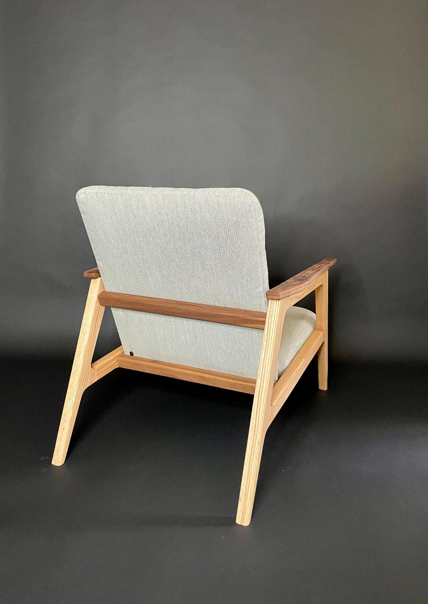 Rhiza Lounge Chair